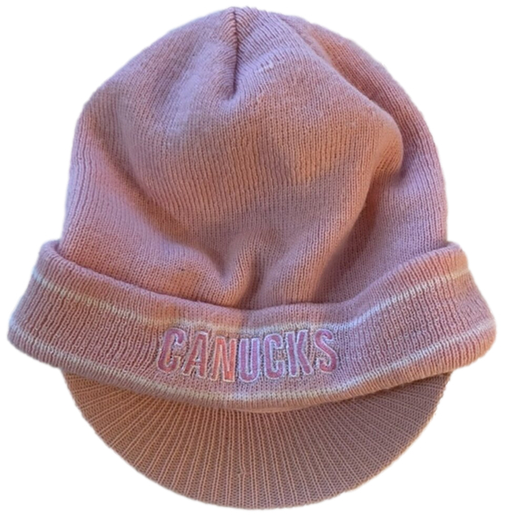 Vancouver Canucks Youth Pink Brimmed Knit Toque 🥅 NHL official🥅 - Picture 2 of 4